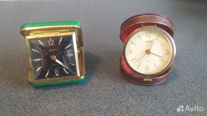 Часы будильник дорожные