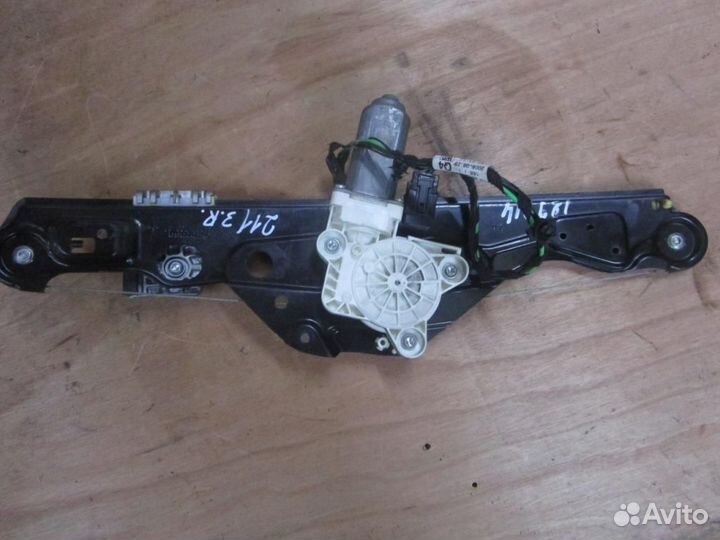 Стеклоподъемник задний правый w211 E-class 642