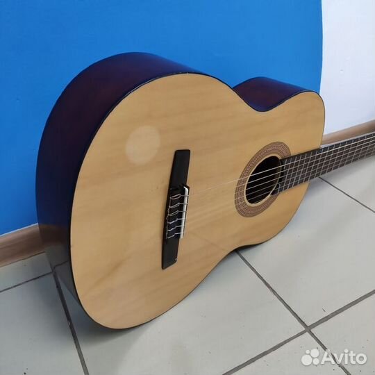 Гитара Hohner HC 06