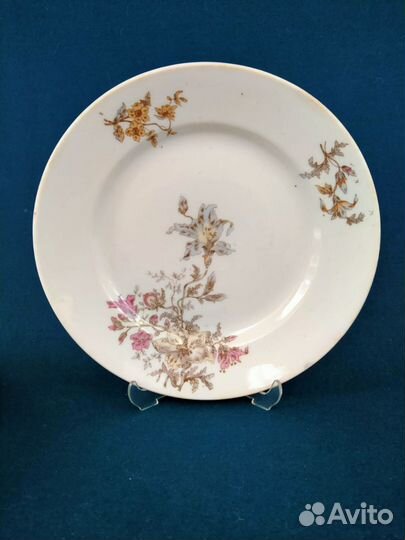 Тарелки Цветы, Кузнецов