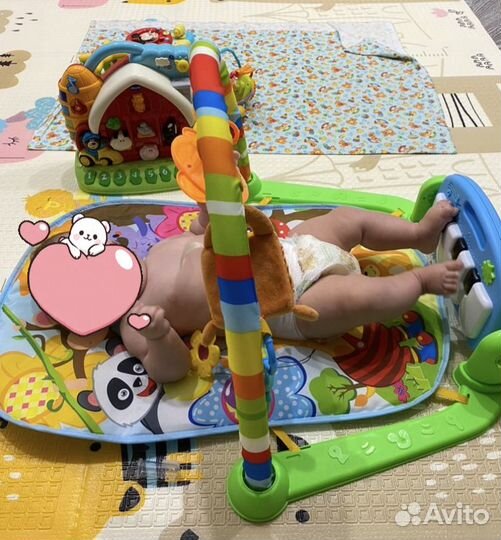 Развивающий коврик с пианино