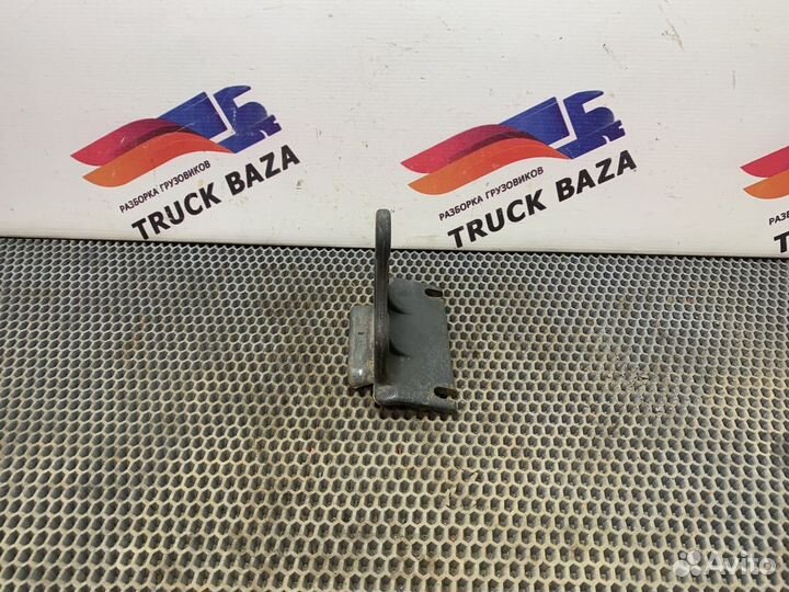 Кронштейн крепления корпуса подножки