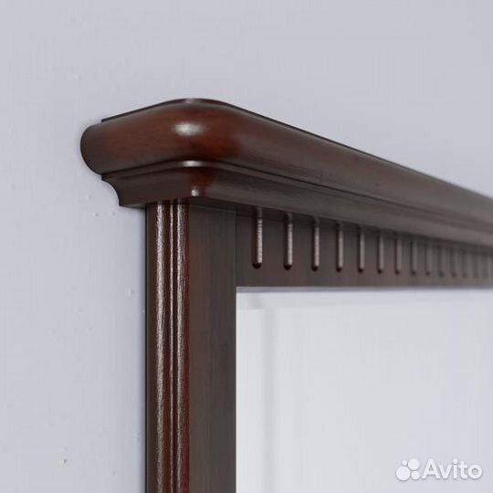 Зеркало настенное в деревянной раме эмаль Италия