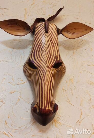 Африканская маска дерево