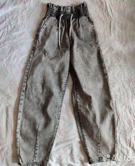 Продаю джинсы р-р 152