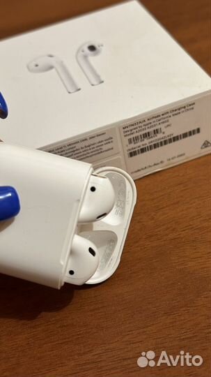 Беспроводные наушники apple airpods 1