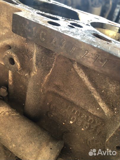 Блок двигателя на WC Audi 100 С3 2.1 бензин