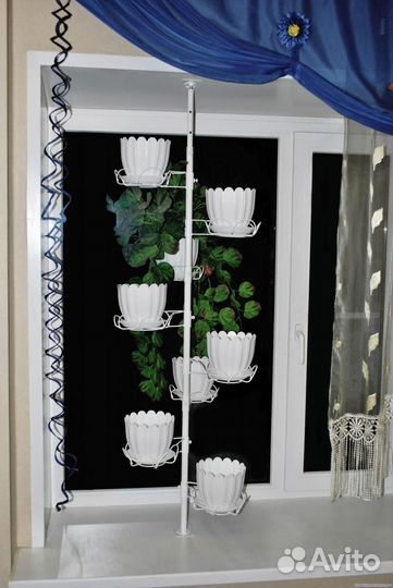 Стойка для цветов в распор с подсветкой