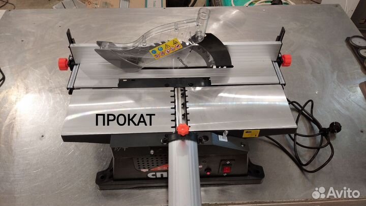 Распилочно - строгальный станок