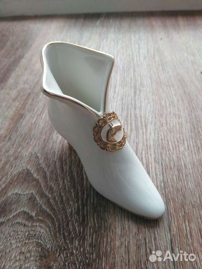 Продам фарфоровый башмачок