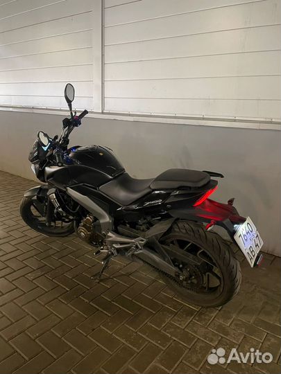 Bajaj dominar 400