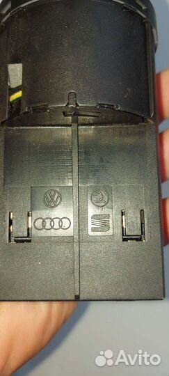 Переключатель света гольф 4