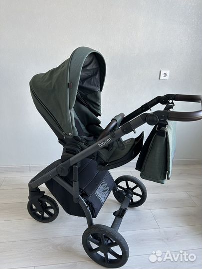 Коляска roan bloom 3 в 1