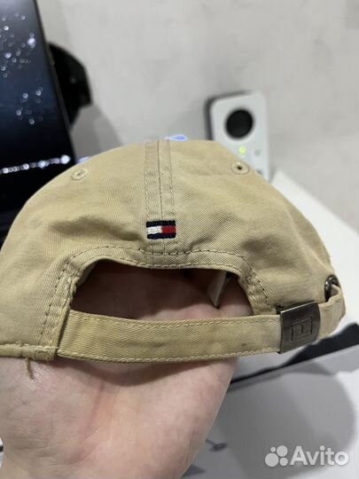 Tommy hilfiger кепка
