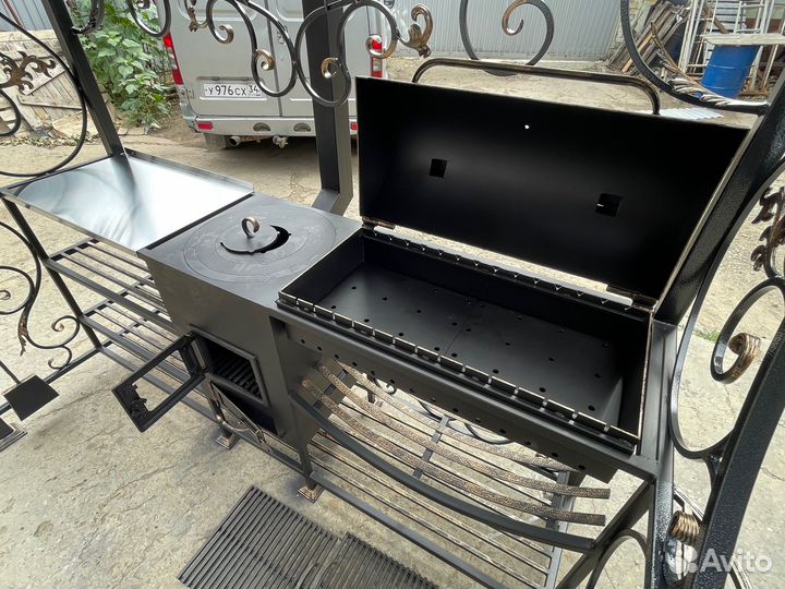 Гриль-барбекю-2мм. № 0561/244 с навесом и мангалом
