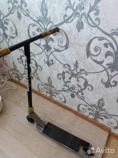 Трюковой самокат