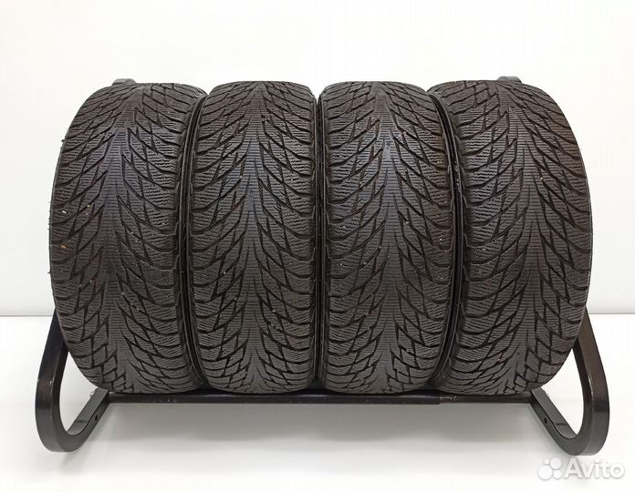 Nokian Tyres Hakkapeliitta R2 215/55 R17