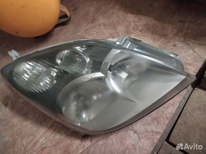 Фара toyota corolla spacio