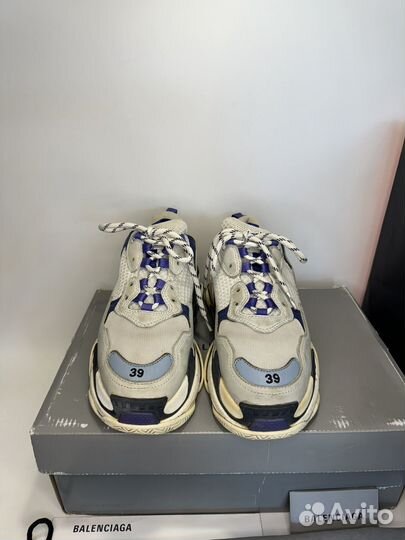 Balenciaga triple s оригинал