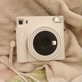 Фотоаппарат instax SQ1