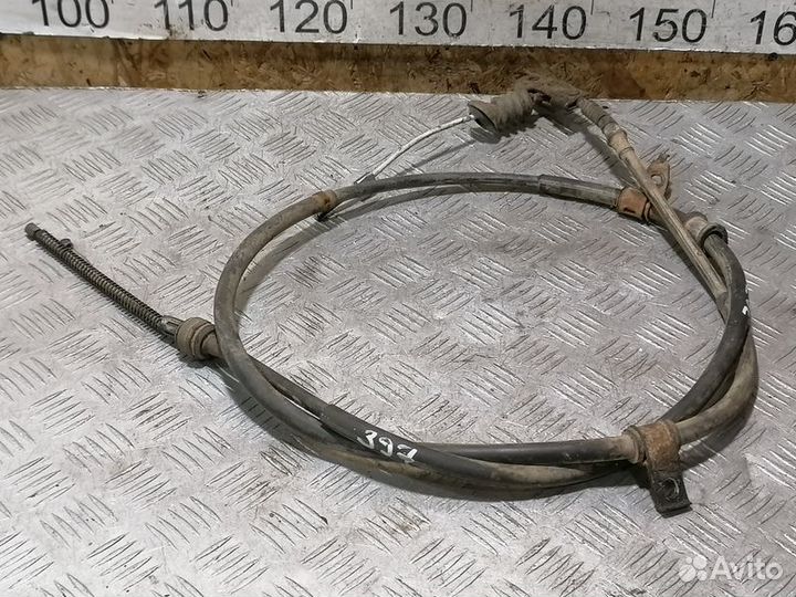 Трос стояночного тормоза Mitsubishi L200 2006-2016