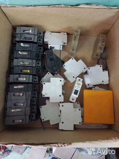 Выключатели автоматические СССР новые