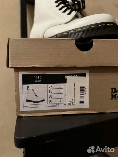 Dr. Martens 1460 ботинки белые