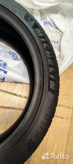 Michelin Pilot Sport 4 S 235/45 R20