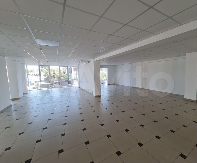 Офис, 698.3 м²