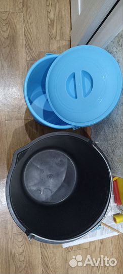 Два ведра на 10л и на 20л