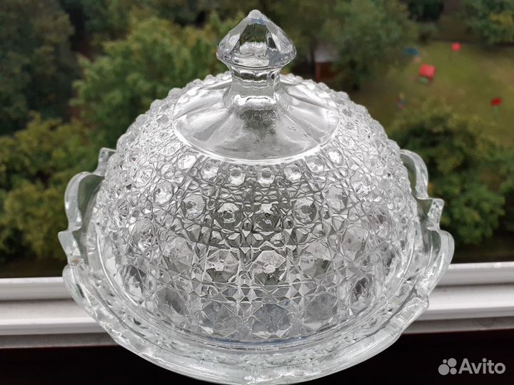 Хрустальная ваза конфетница с крышкой СССР винтаж