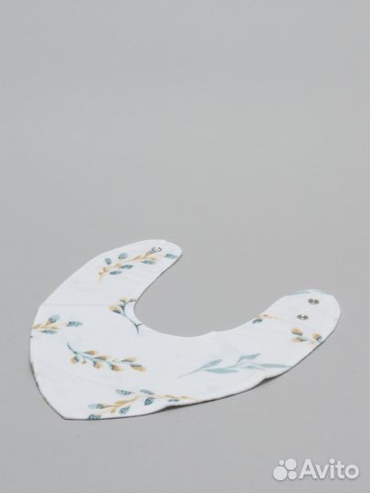 Нагрудник-слюнявчик для малышей