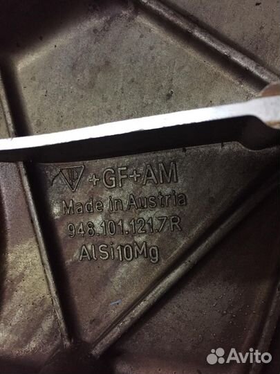 Крышка двигателя, передняя Porsche Cayenne 955