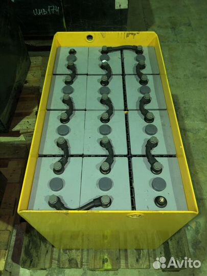 Тяговый аккумулятор 24V 8 PzV 875 Ah