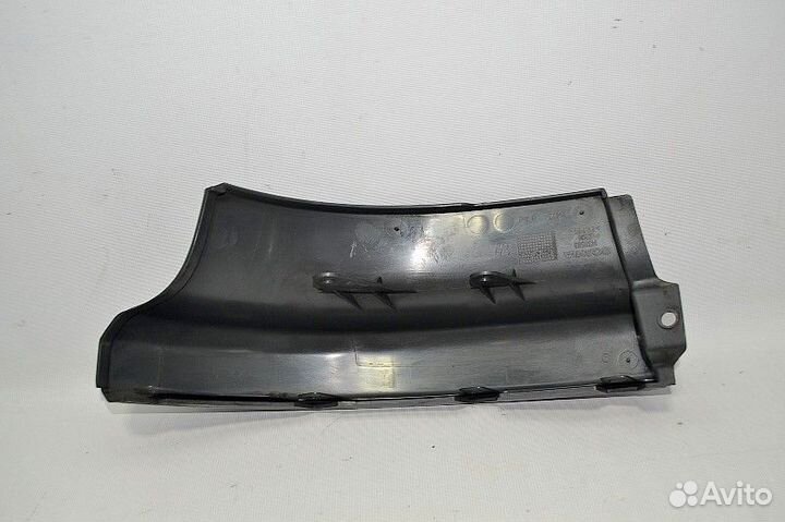 Накладка фары, левая scania P-series (01.04)