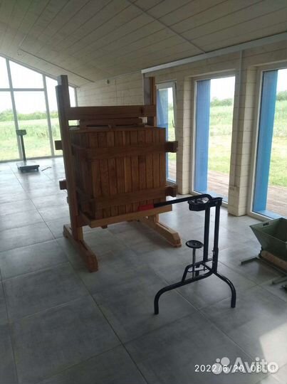 Соковыжималка для винограда