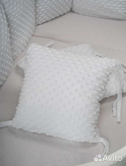 Бортики в кроватку