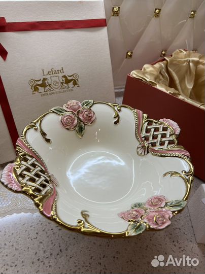 Фруктовница, ваза