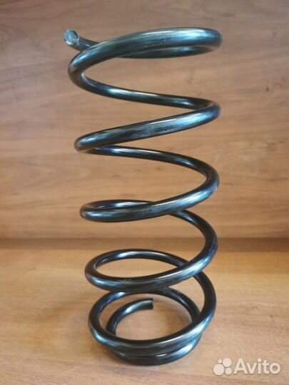 Пружина передняя Opel Corsa B 1993-2002