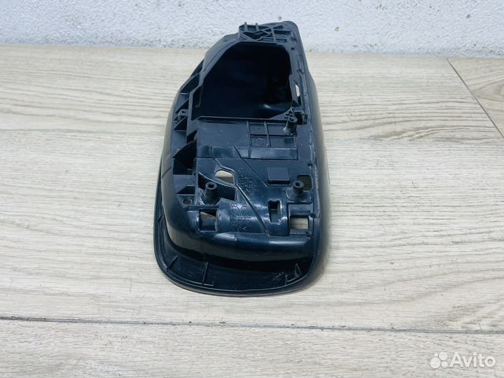 Корпус правого зеркала Toyota Camry 40 дорест