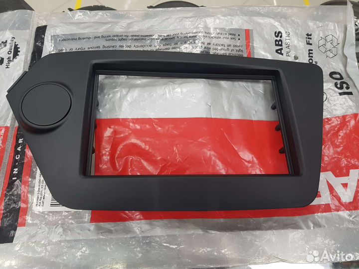 Рамка kia rio 3