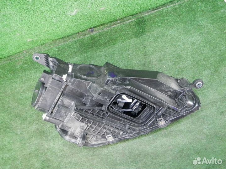Фара левая Mercedes-Benz GLE