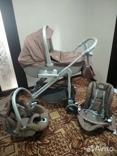 Итальянская коляска CAM 3 в 1 с автолюлькой
