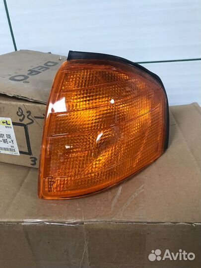 Mercedes С 180 w 202 поворотник левый