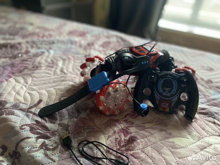 Машинка на пульте для дрифта