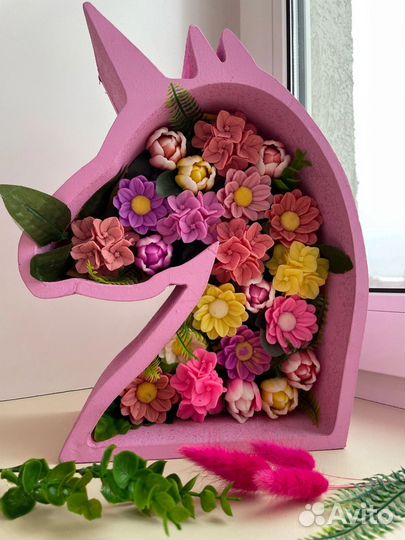 Подарок из мыла ручной работы