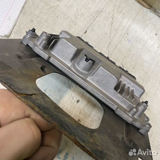 Блок управления двигателем Peugeot 408