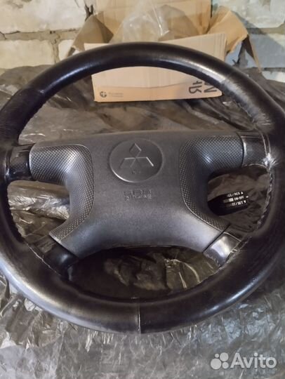 Руль с круизом в сборе на митсубиси паджеро 3