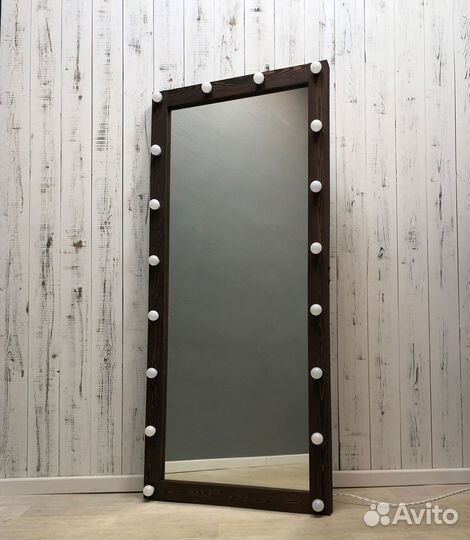 Зеркало с подсветкой