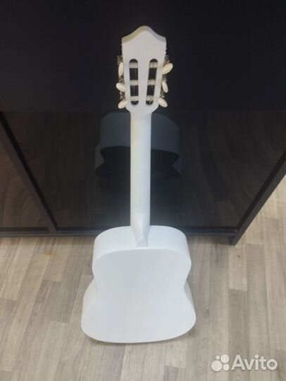 Гитара belucci